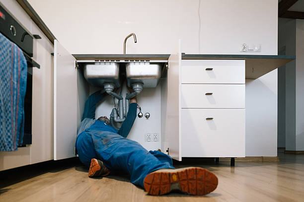 Professional Leak Detection technician working in Boulder Creek, CA